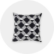 Pillows & Throws